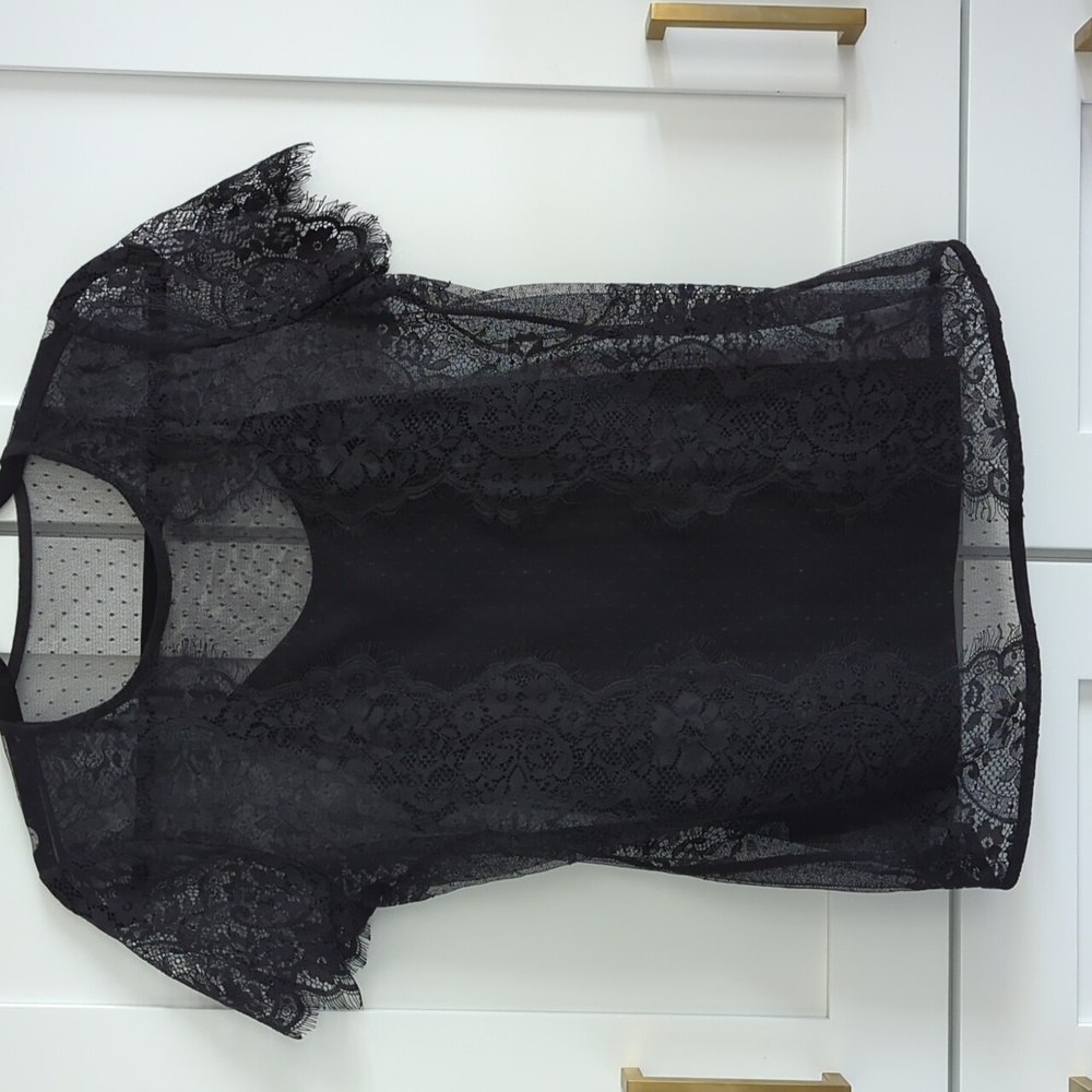 EUC Worthington lace top blouse with cami